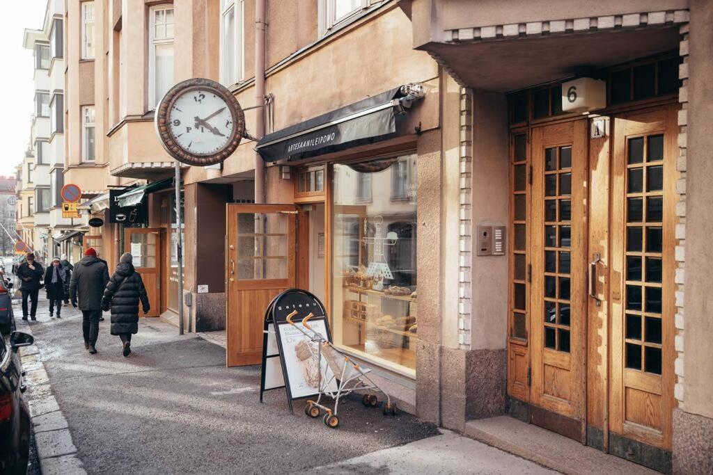 Downtown Light-Filled Retreat Apartment Helsinki Bagian luar foto