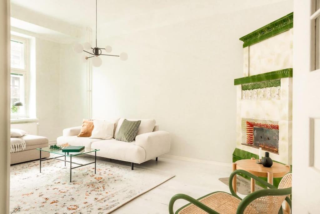 Downtown Light-Filled Retreat Apartment Helsinki Bagian luar foto